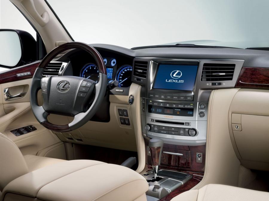  Lexus LX570 2008 года  (фото 33 из 221)